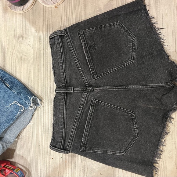 Abercrombie The Mom short high rise size 27 Curve Love black - Picture 4 of 4